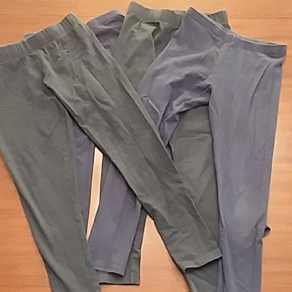 Navy blue leggings